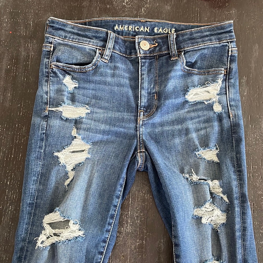American Eagle distressed jeans